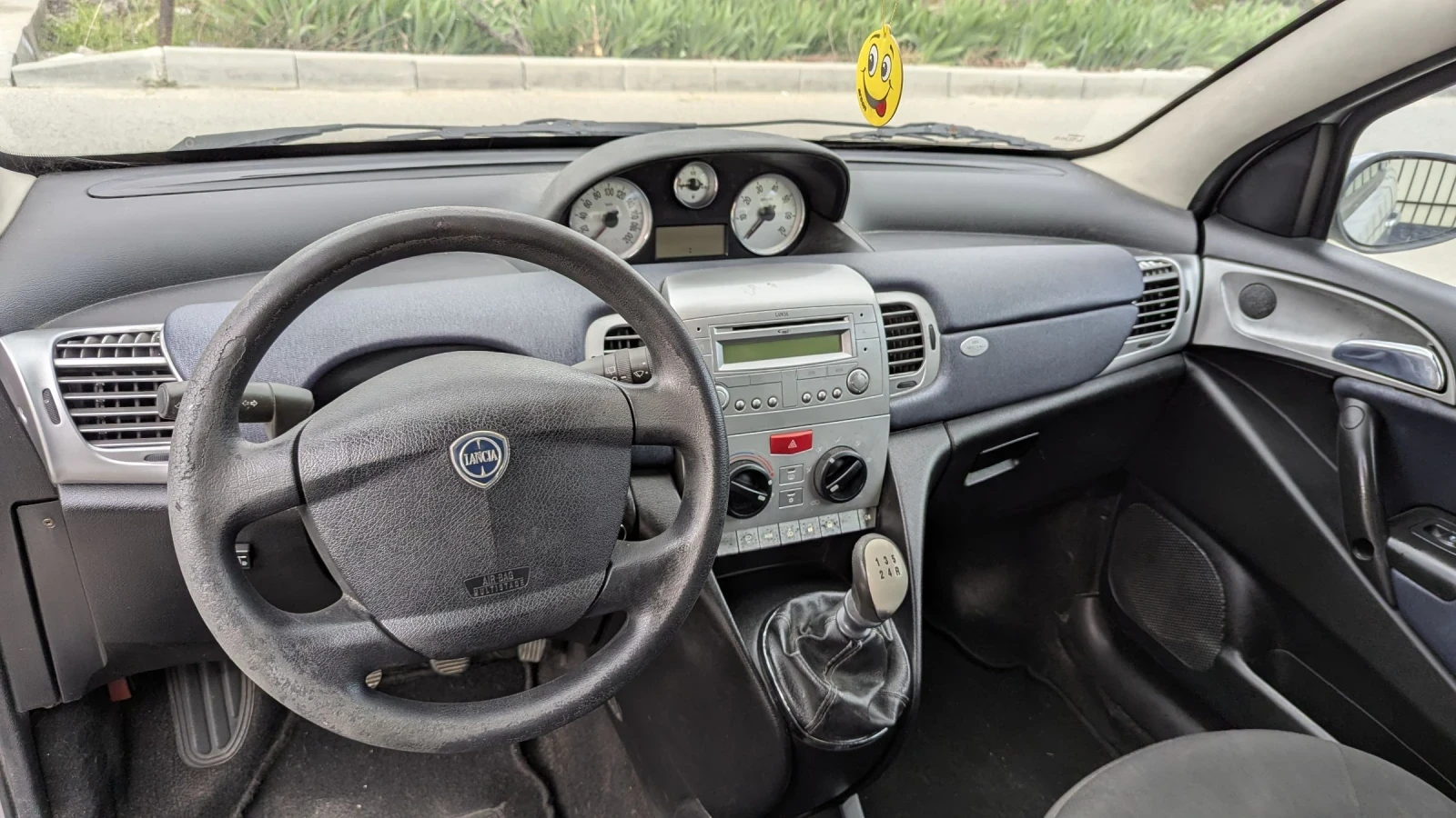 Lancia Ypsilon 1.2 ГАЗ - изображение 7