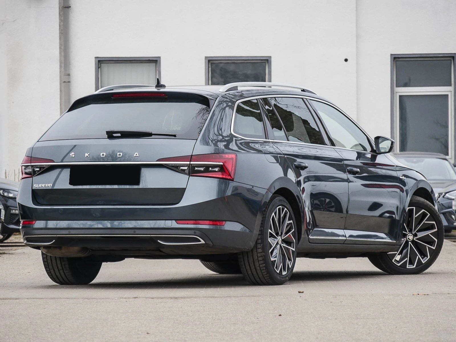 Skoda Superb 2.0TDI L&K DSG Matrix PANO Kam ОБДУХ KeyGO #iCarbg - изображение 2