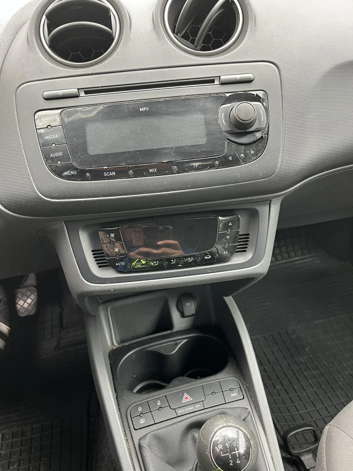 Seat Ibiza 1.4 - изображение 8