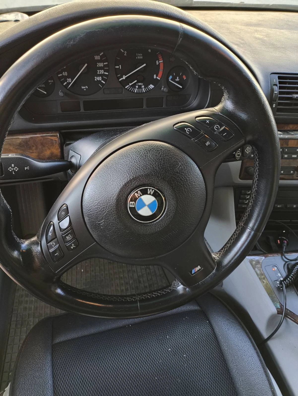 BMW 525 2500 - изображение 9
