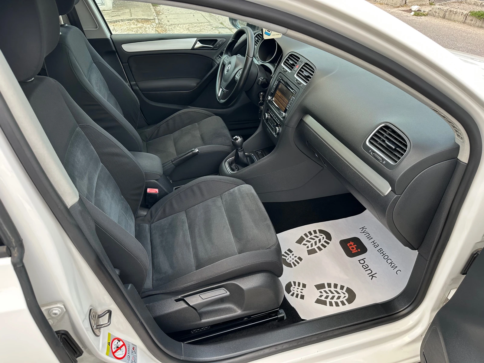 VW Golf 1.6TDI* HiGHLiNE - изображение 10