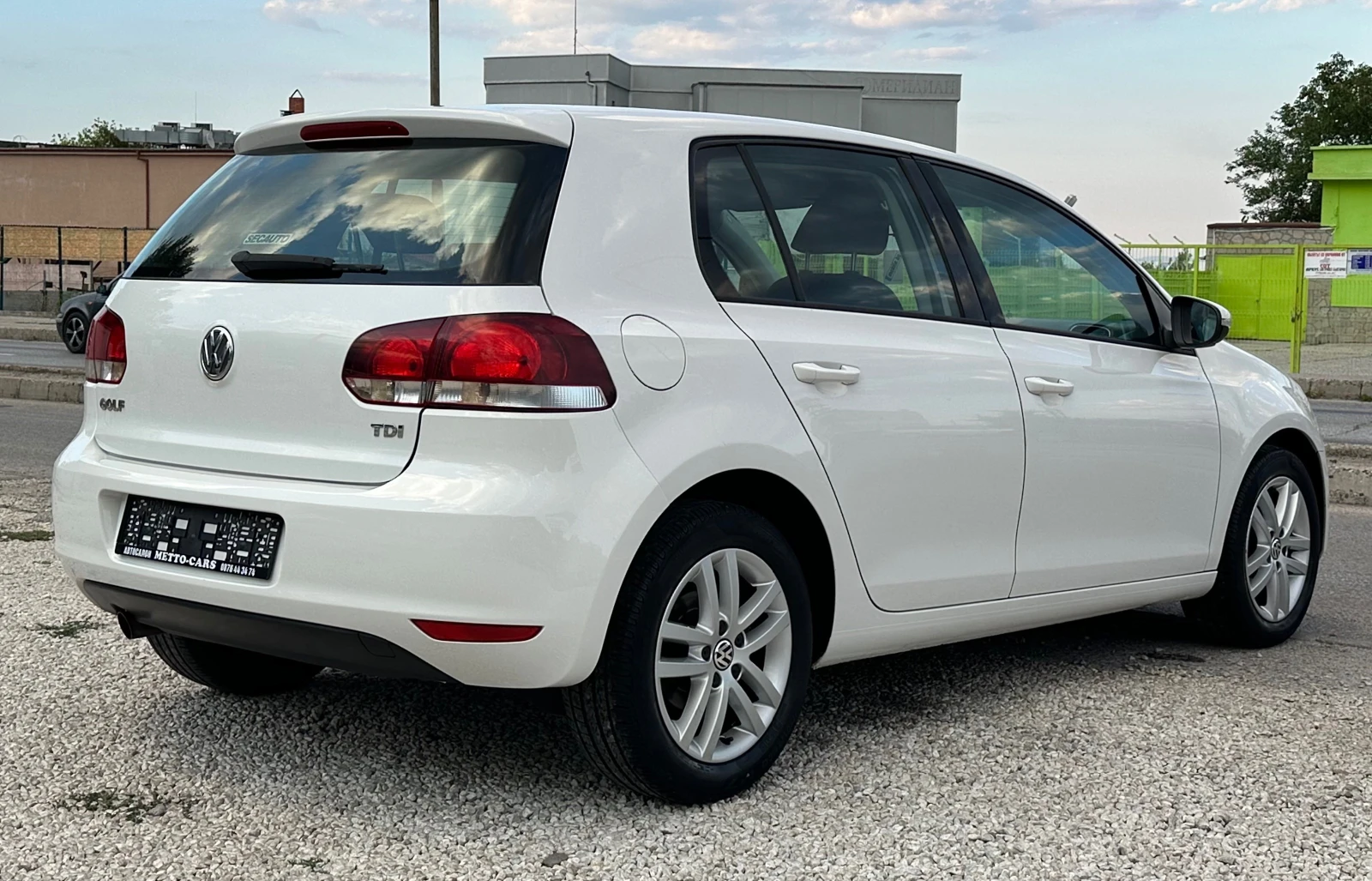 VW Golf 1.6TDI* HiGHLiNE - изображение 4