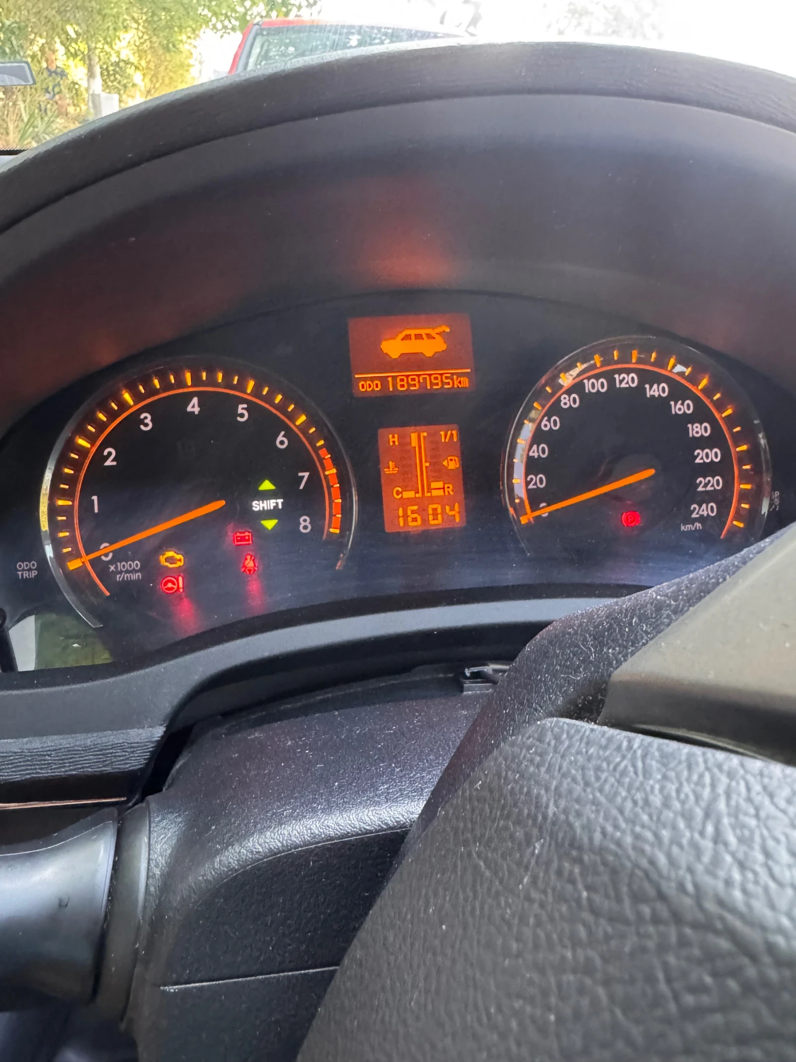 Toyota Avensis  - изображение 8