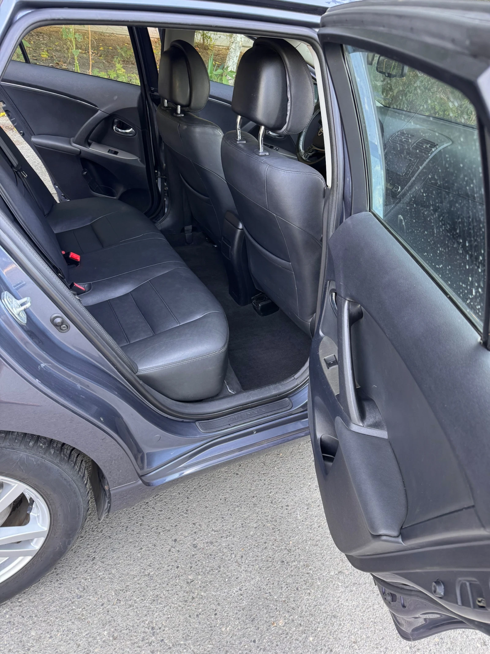 Toyota Avensis | Mobile.bg � ����������� 13