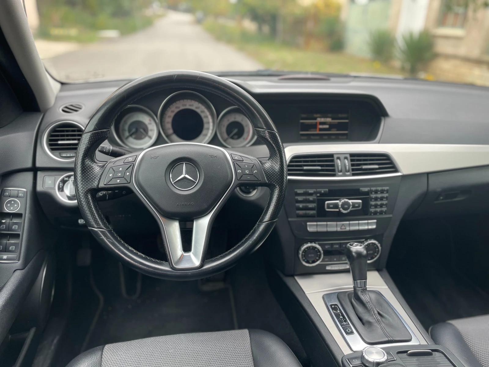 Mercedes-Benz C 350  | Mobile.bg   14
