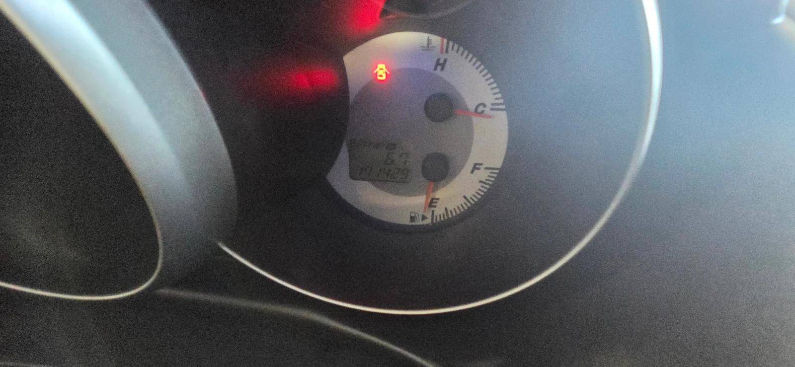 Mazda 3 1.6   | Mobile.bg   11