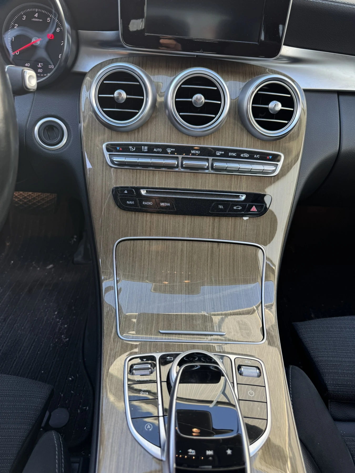 Mercedes-Benz C 180 FACELIFT Реални километри!!! - изображение 5