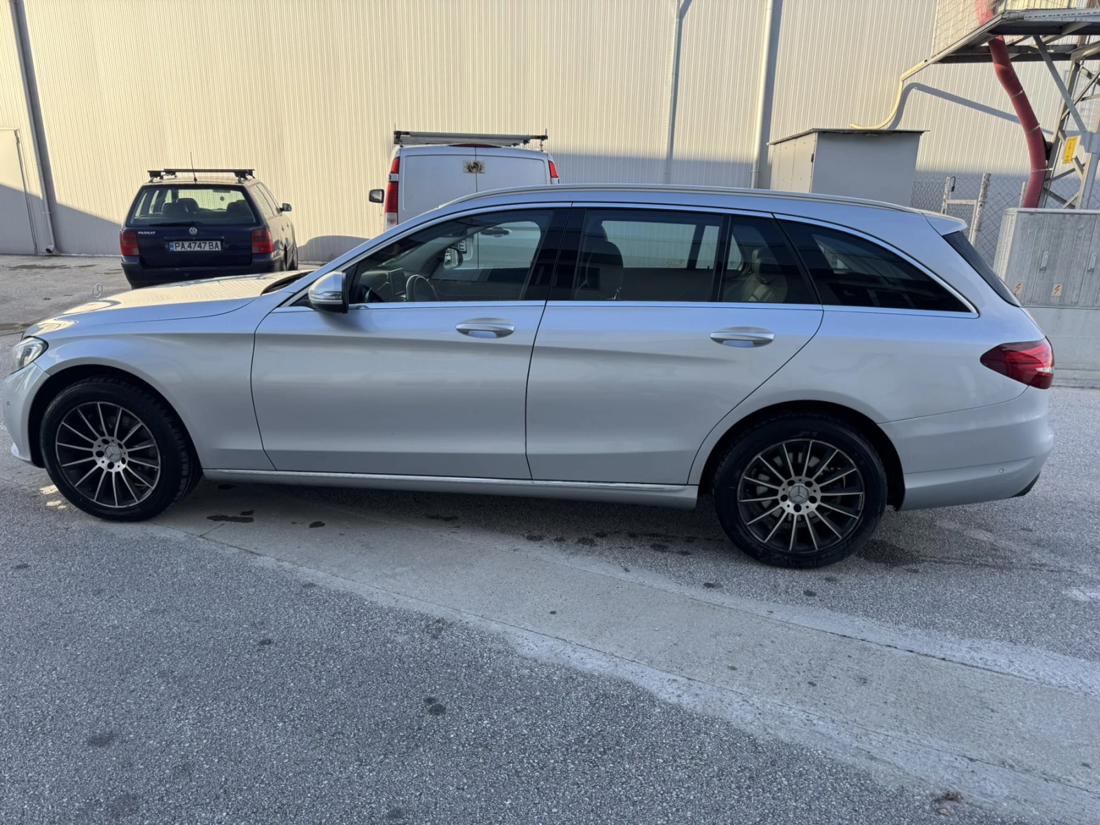 Mercedes-Benz C 180 FACELIFT Реални километри!!! - изображение 8