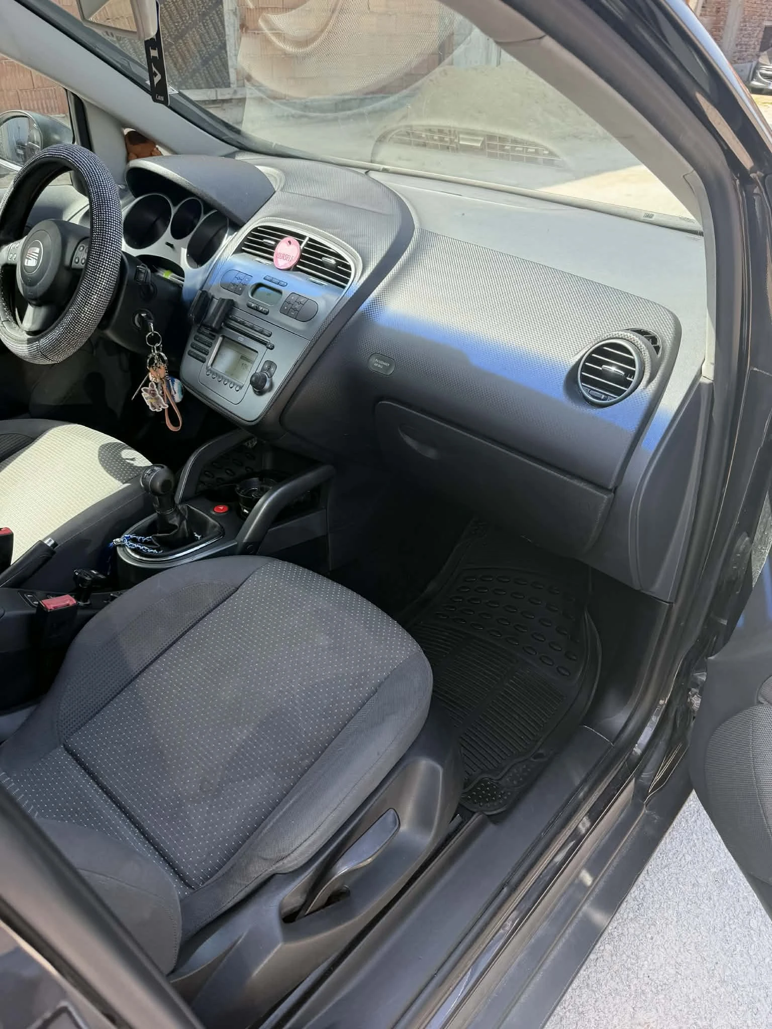 Seat Altea, снимка 4 - Автомобили и джипове - 54245745