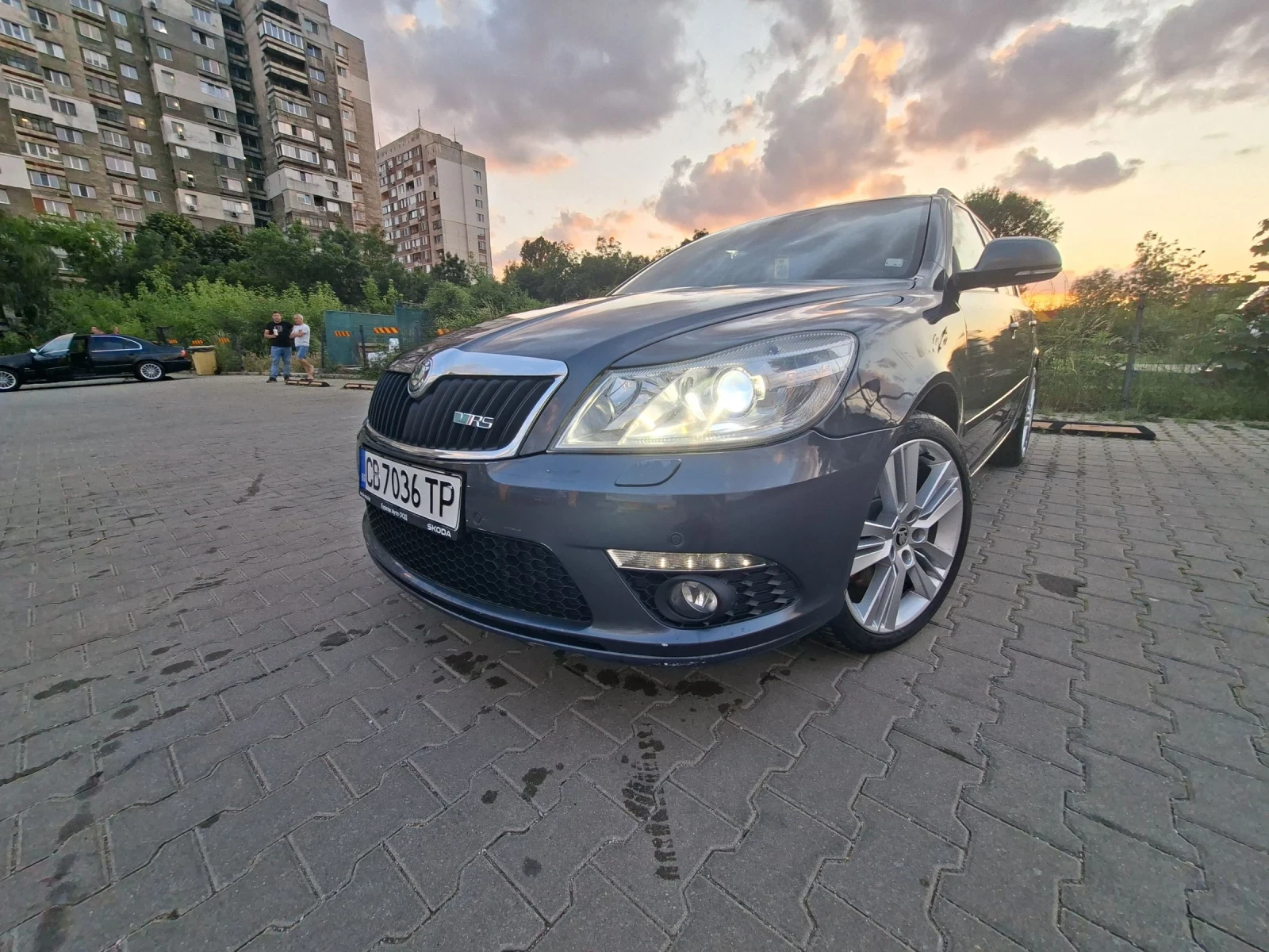 Skoda Octavia 2.0 TDI VRS 170hp, снимка 4 - Автомобили и джипове - 54812086