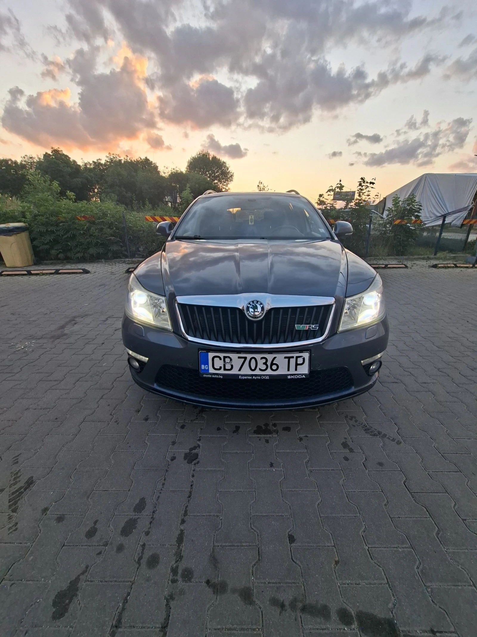 Skoda Octavia 2.0 TDI VRS 170hp, снимка 3 - Автомобили и джипове - 54812086
