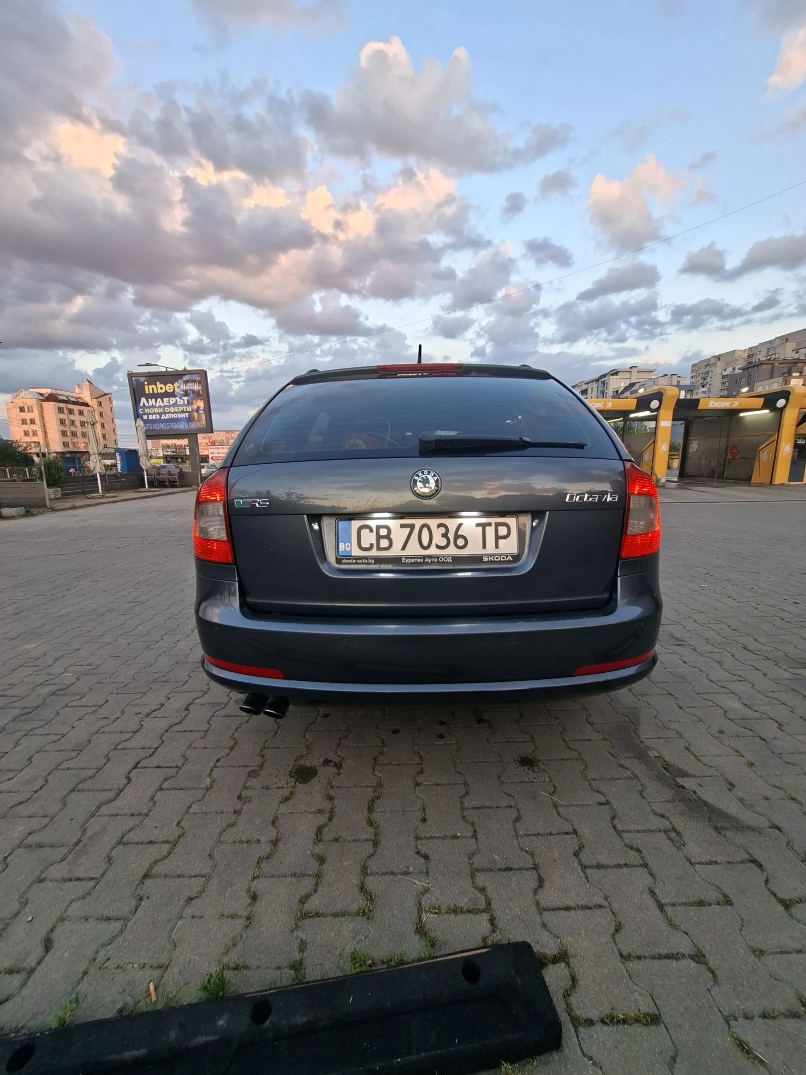 Skoda Octavia 2.0 TDI VRS 170hp, снимка 5 - Автомобили и джипове - 54812086