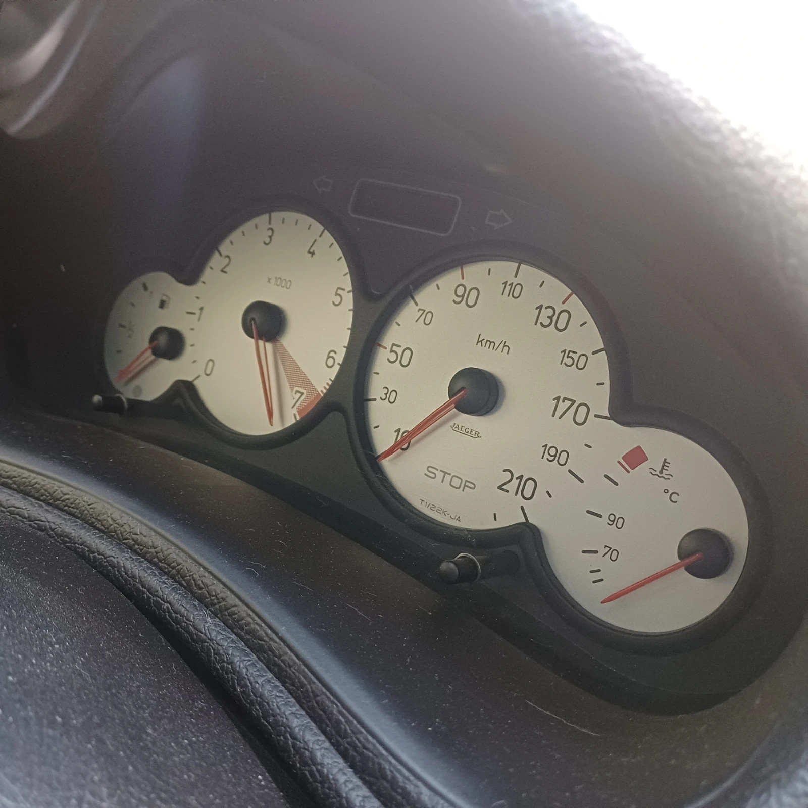 Peugeot 206 Кабриолет , снимка 8 - Автомобили и джипове - 55117117