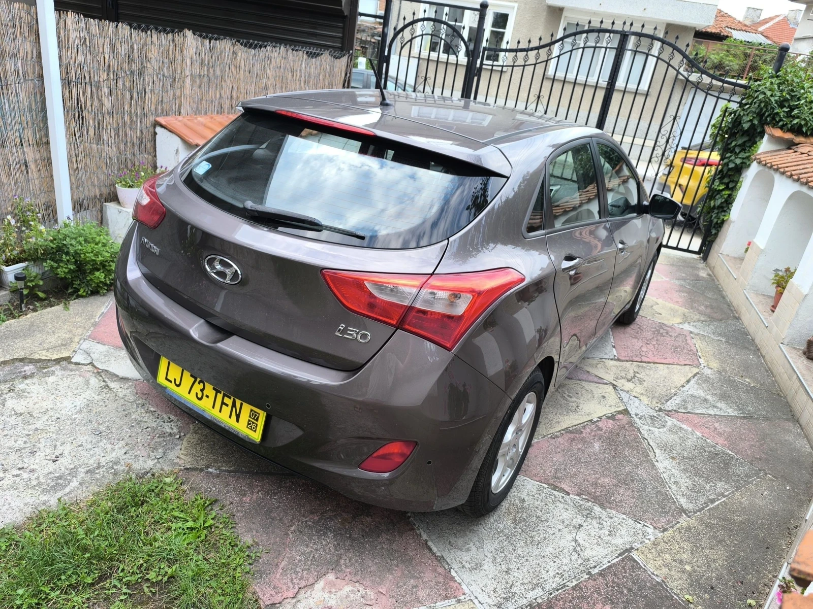 Hyundai I30 1.4 бензин газ, снимка 5 - Автомобили и джипове - 55152994