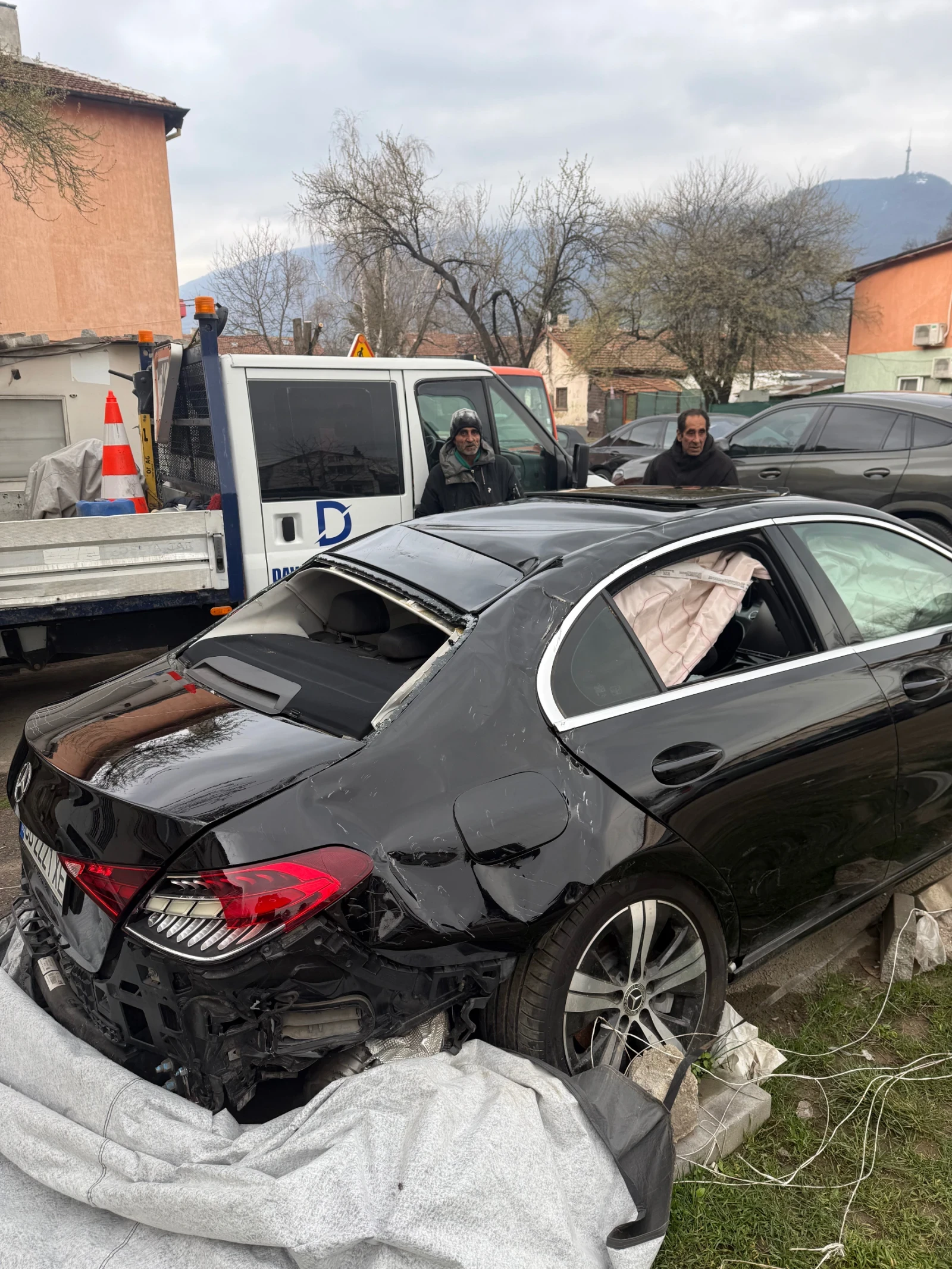 Mercedes-Benz C 300, снимка 3 - Автомобили и джипове - 55334005
