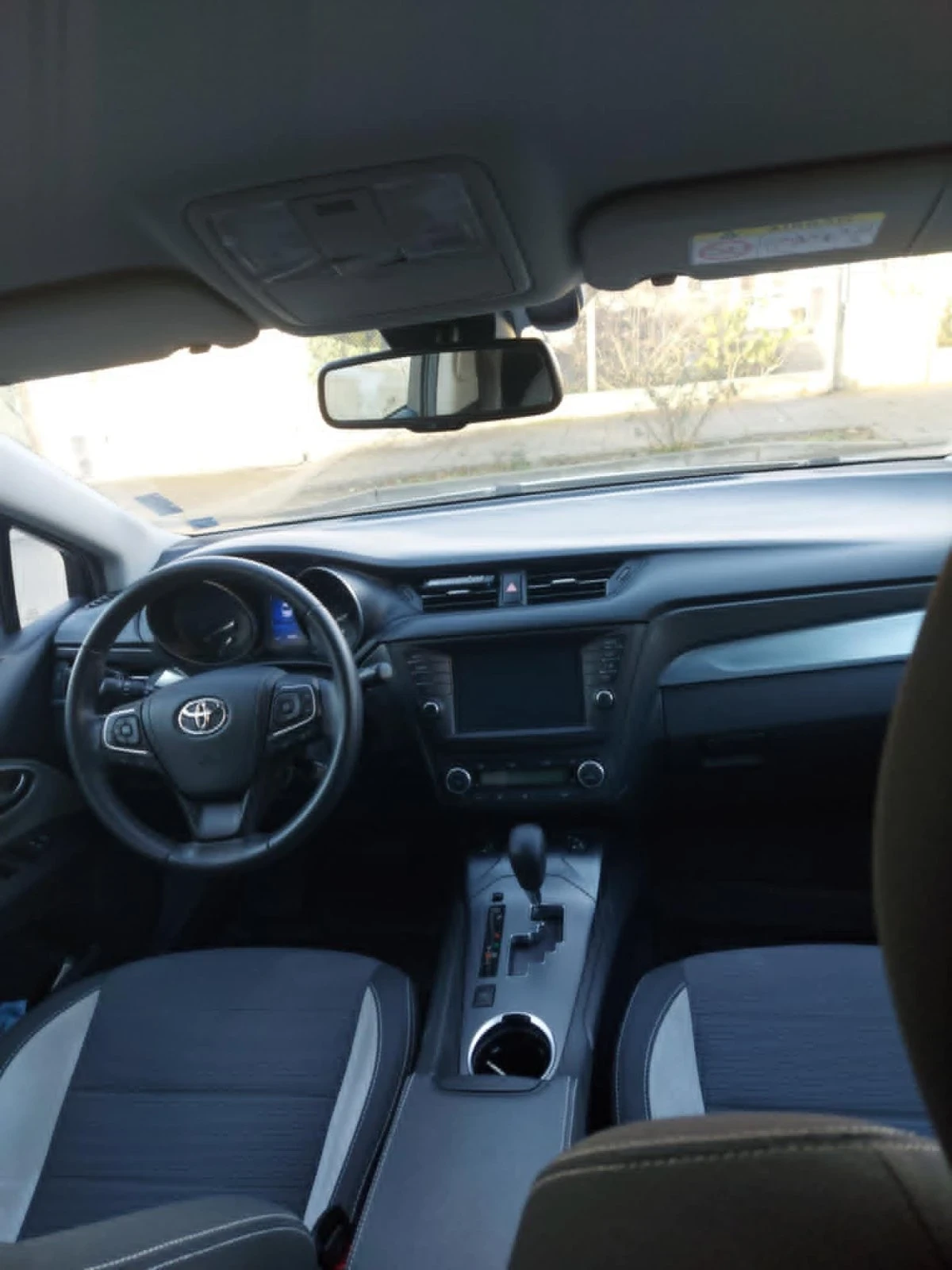 Toyota Avensis, снимка 2 - Автомобили и джипове - 55416823