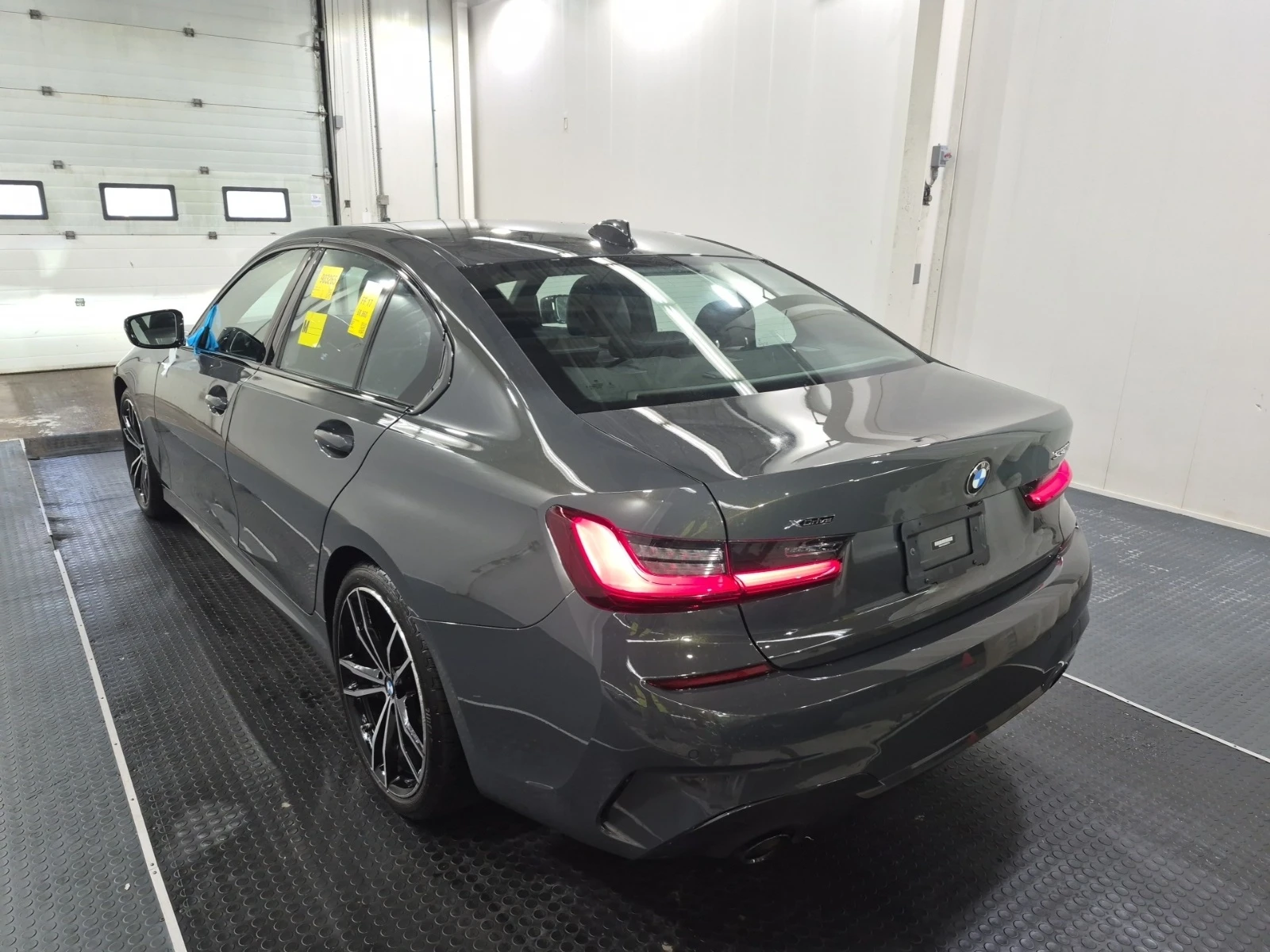 BMW 330 I * XDRIVE * M SPORT * 2022 * ПАНОРАМА  * CARFAX *, снимка 4 - Автомобили и джипове - 55473318