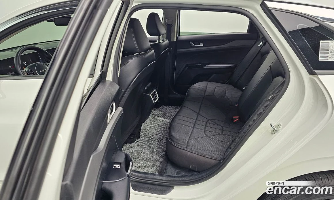 Kia K5 2.0 LPi(Rent) Trendy, снимка 11 - Автомобили и джипове - 55668997