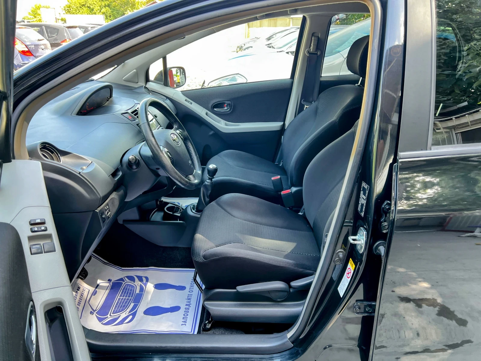 Toyota Yaris 1.8 TS 6-SPEED 133PS. SWISS, снимка 11 - Автомобили и джипове - 55887959