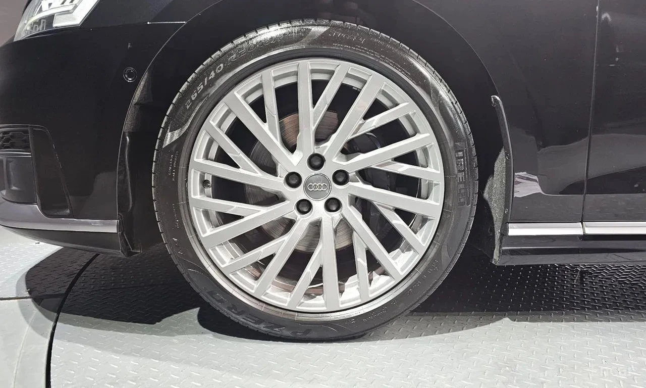 Audi A8  50 TDI Quattro LWB /ОБДУХВАНЕ/ПАНОРАМА/ДИСТРОНИК, снимка 5 - Автомобили и джипове - 55923545