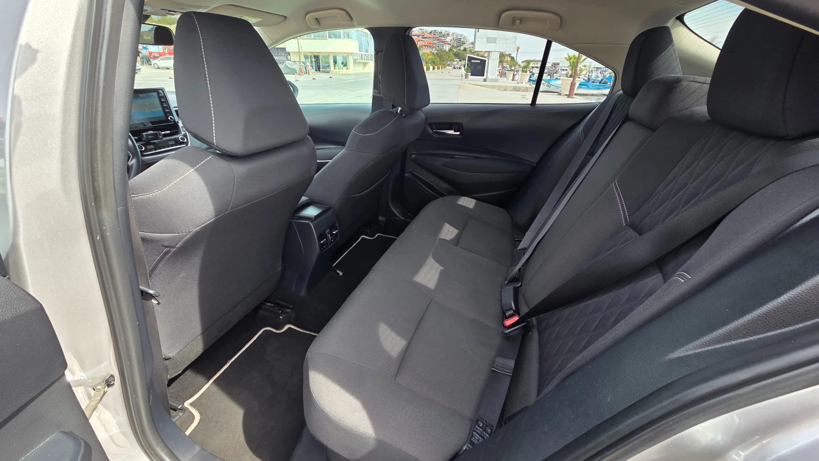 Toyota Corolla EXECUTIVE PLUS, снимка 11 - Автомобили и джипове - 56083928