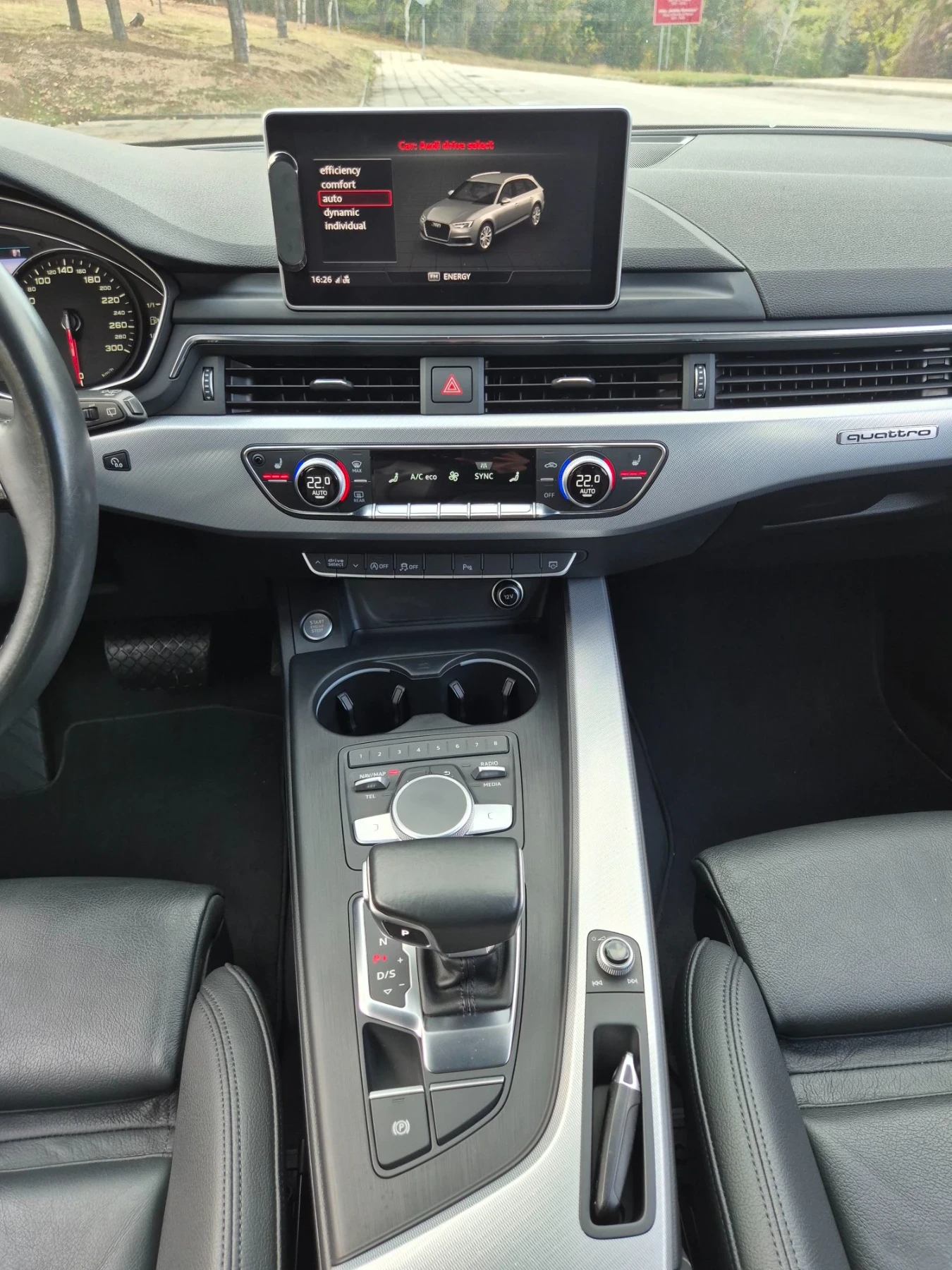 Audi A4 2.0TDI 3xS Line Quattro 190�� Distr Matrix | Mobile.bg � ����������� 16