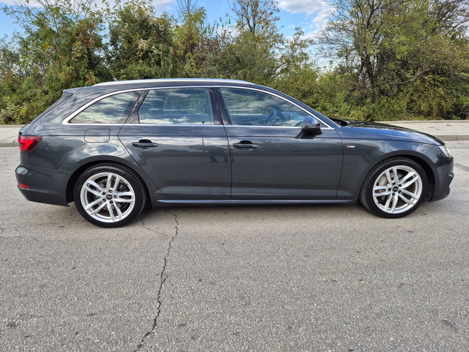 Audi A4 2.0TDI 3xS Line Quattro 190�� Distr Matrix | Mobile.bg � ����������� 8