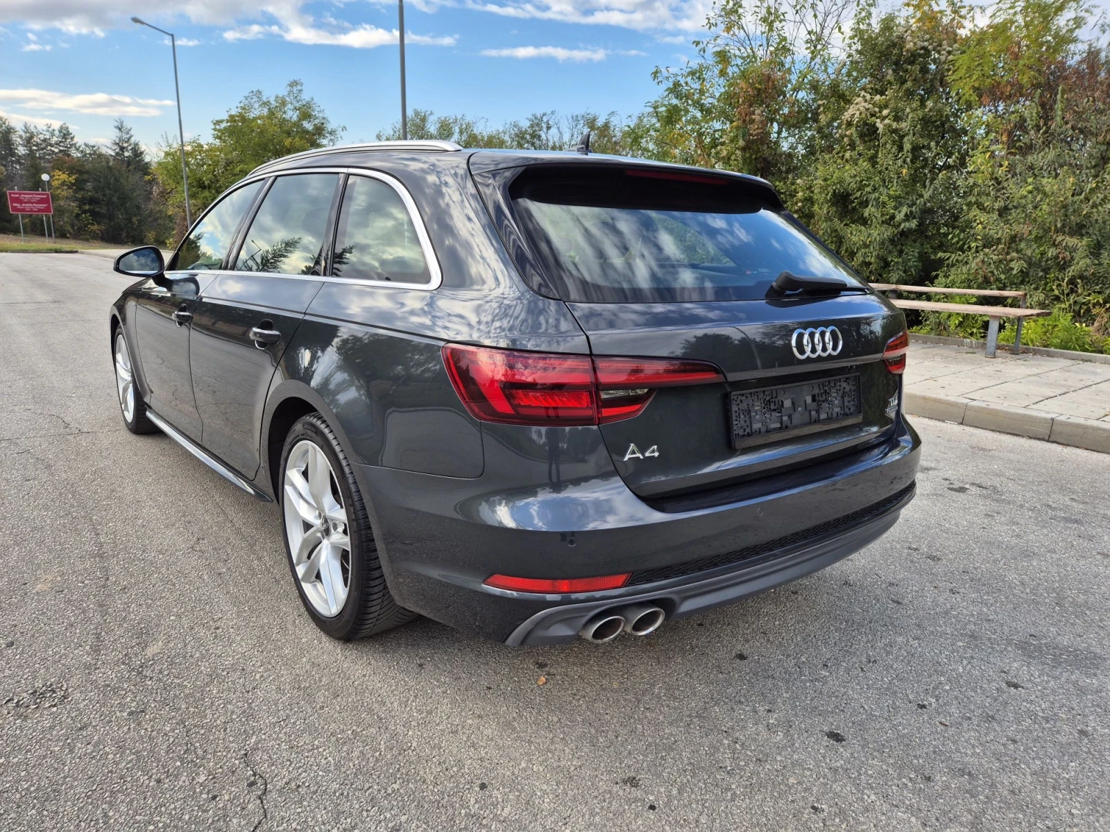 Audi A4 2.0TDI 3xS Line Quattro 190�� Distr Matrix | Mobile.bg � ����������� 3