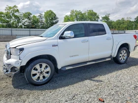 Toyota Tundra 5.7l Sr5, снимка 1