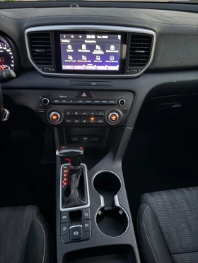 Kia Sportage 1.6CRDI MILD HIBRID, снимка 11