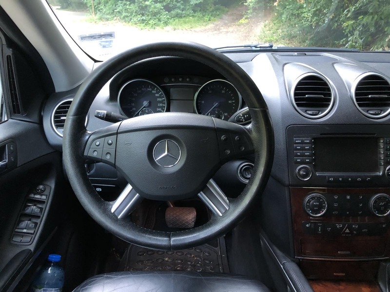 Mercedes-Benz ML 320 Топ състояние!, снимка 11 - Автомобили и джипове - 46363988