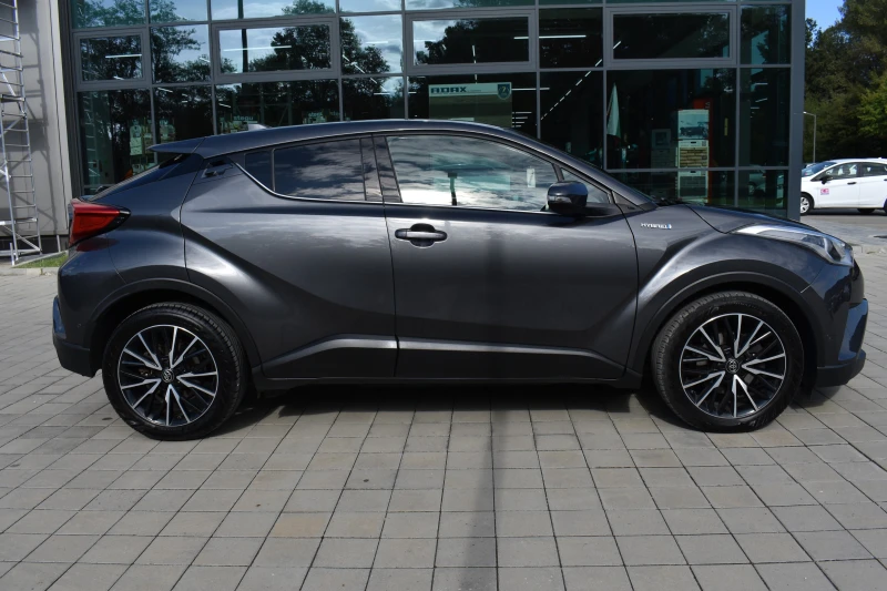 Toyota C-HR 1.8 HYBRID= LOUNGE= EURO6B= FULL= TOP UNIKAT!!!, снимка 2 - Автомобили и джипове - 47274413