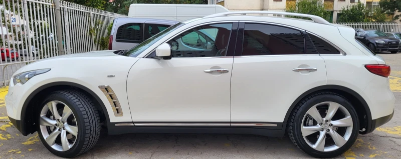 Infiniti Fx 30 s, снимка 2 - Автомобили и джипове - 49195349