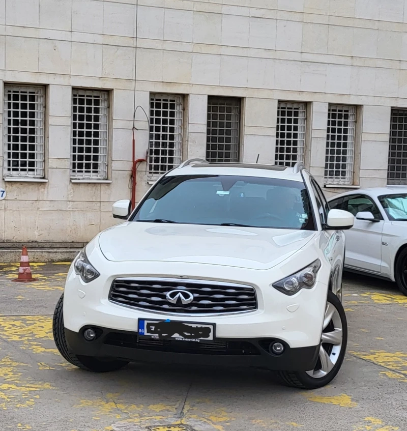 Infiniti Fx 30 s, снимка 12 - Автомобили и джипове - 49195349