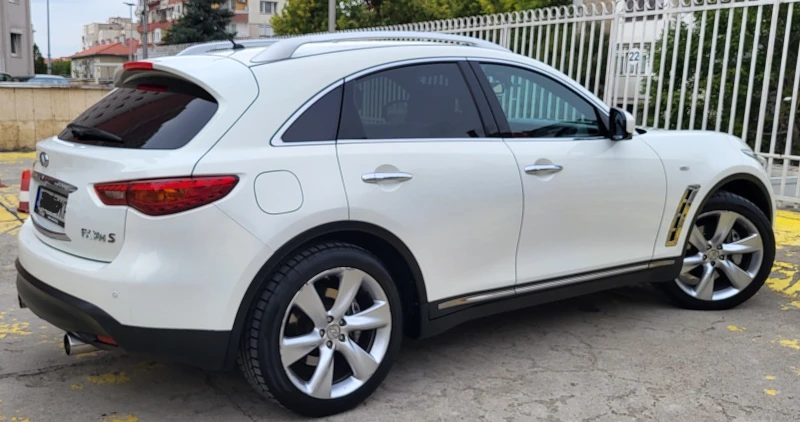 Infiniti Fx 30 s, снимка 4 - Автомобили и джипове - 49195349