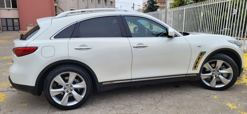 Infiniti Fx 30 s, снимка 3 - Автомобили и джипове - 47382119