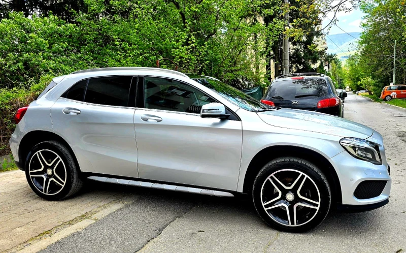 Mercedes-Benz GLA 250 AMG Line 4Matic 7G-DCT, снимка 4 - Автомобили и джипове - 48006060