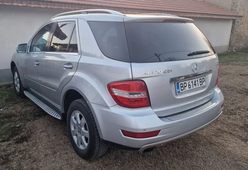 Mercedes-Benz ML 320 W164, снимка 5 - Автомобили и джипове - 48988399