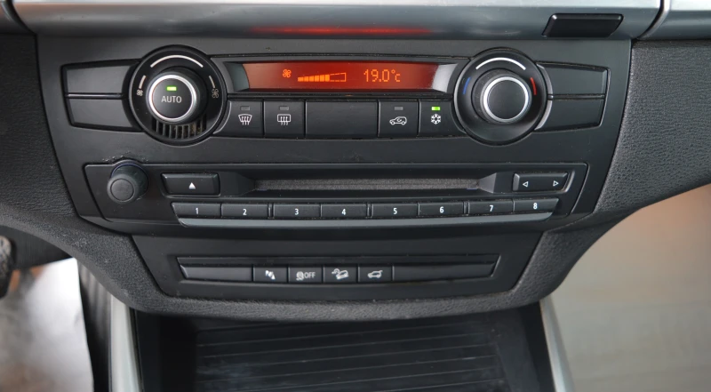 BMW X5 4X4 FACELIFT, снимка 11 - Автомобили и джипове - 51417981