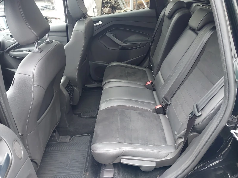 Ford Kuga 2.0D 4?4 ST 180k. Панорама, снимка 13 - Автомобили и джипове - 52683086