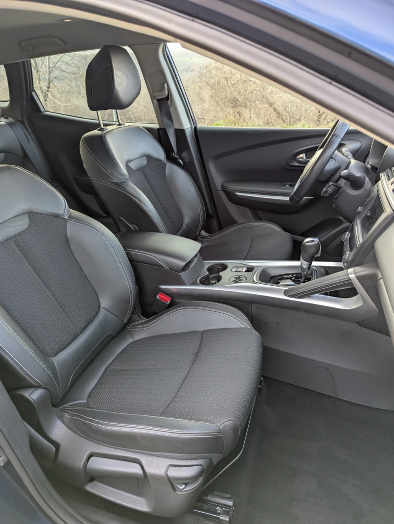Renault Kadjar 1.5 dci, снимка 15 - Автомобили и джипове - 53022716
