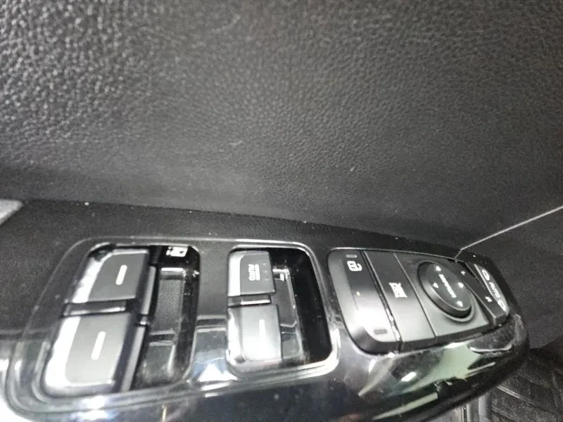 Kia Sportage 2.0 2Wd Noblesse Special, снимка 7 - Автомобили и джипове - 55833889
