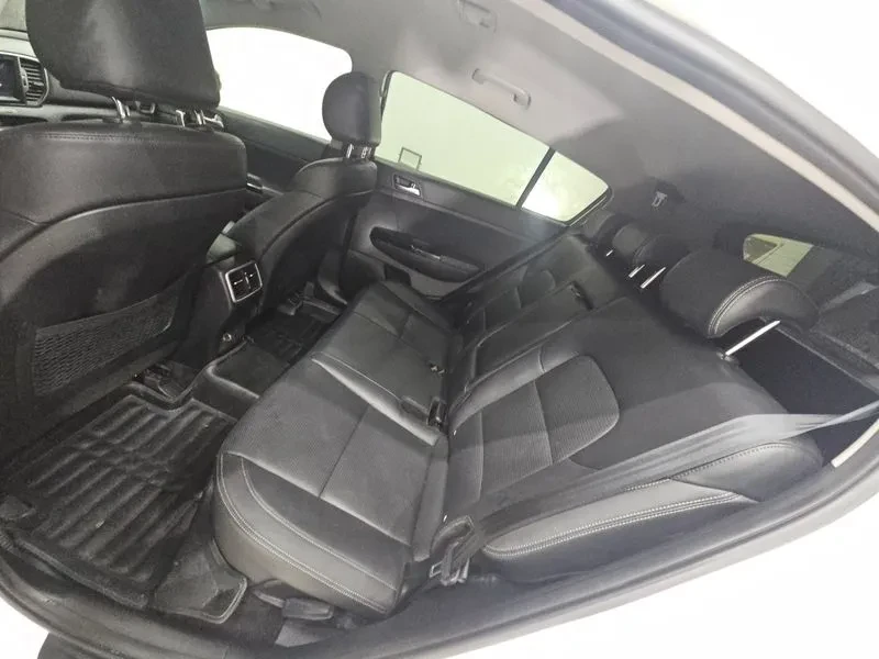 Kia Sportage 2.0 2Wd Noblesse Special, снимка 5 - Автомобили и джипове - 55833889