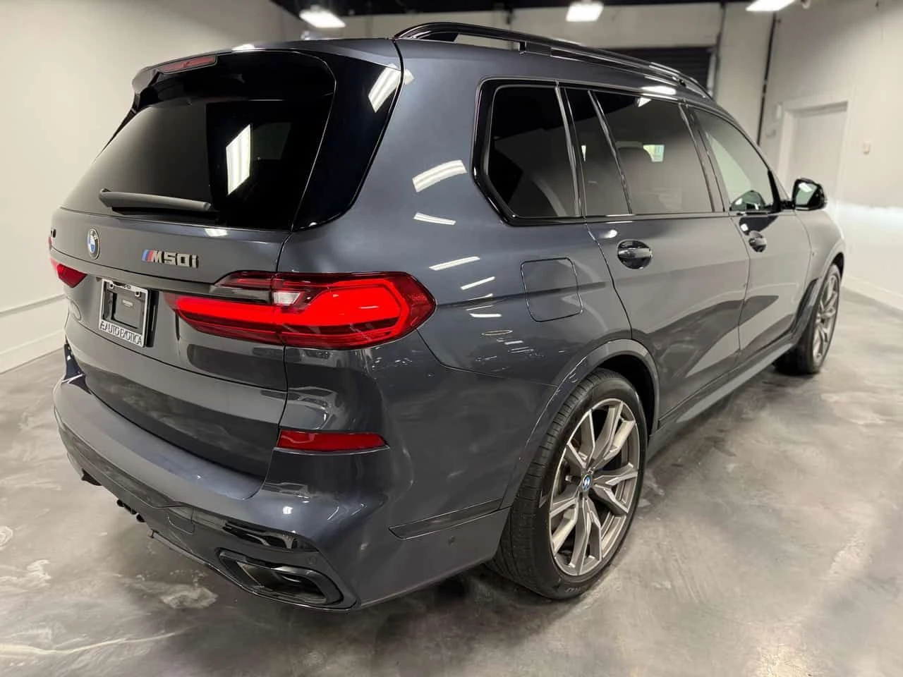 BMW X7 M50i  CARFAX - изображение 3