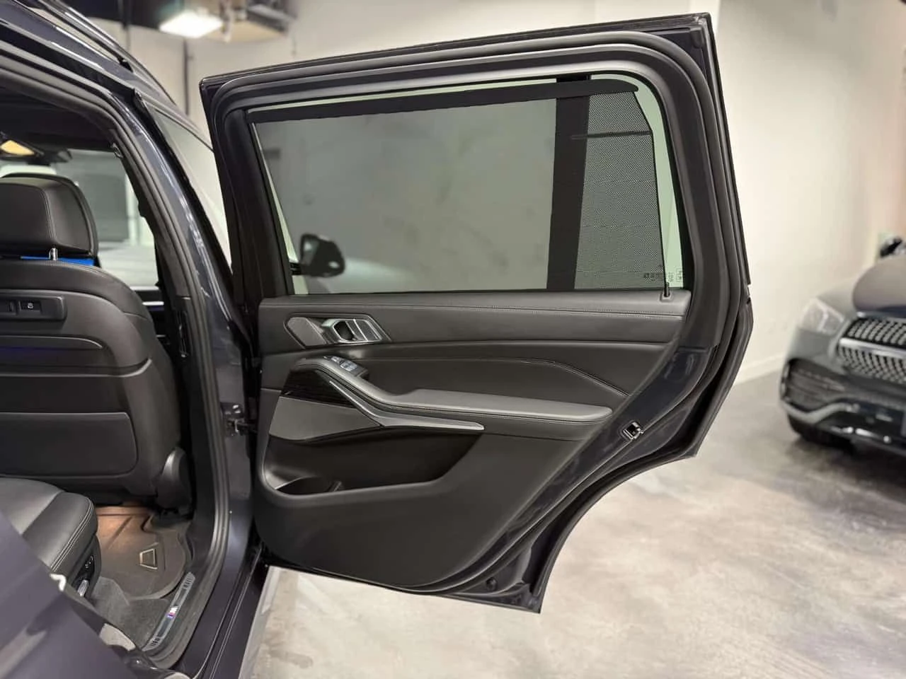 BMW X7 M50i  CARFAX | Mobile.bg � ����������� 13