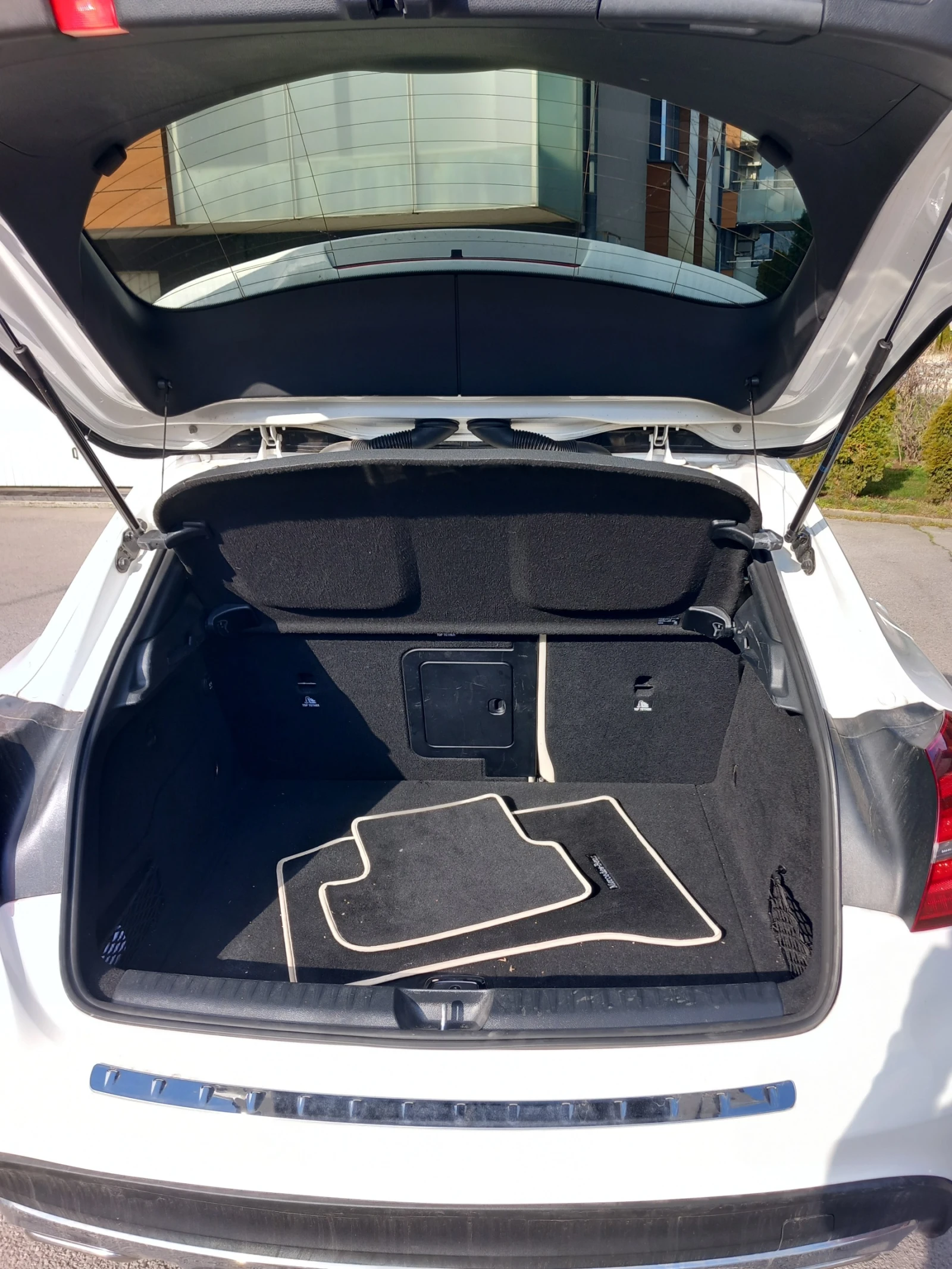 Mercedes-Benz GLA 250  - изображение 7