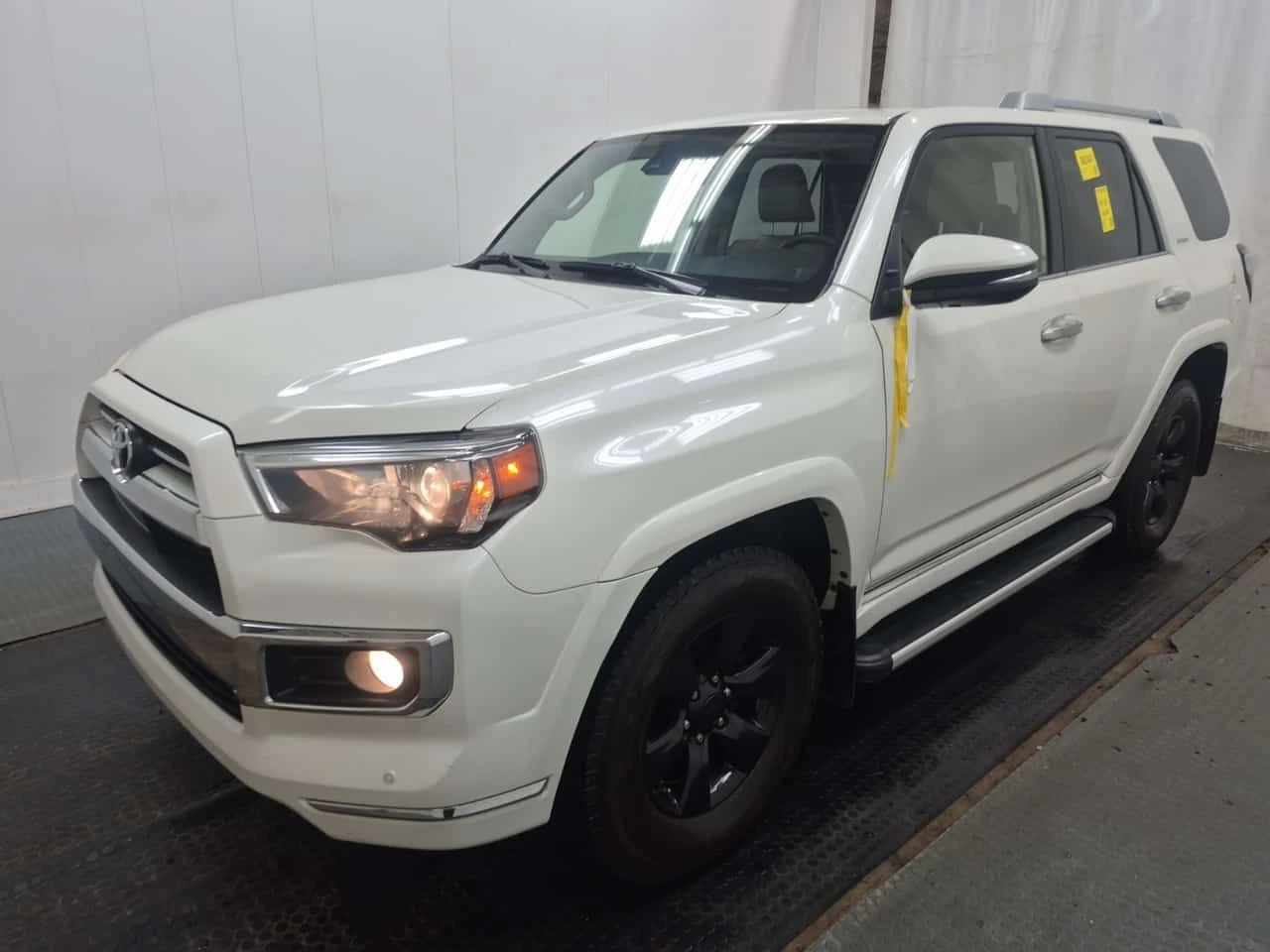 Toyota 4runner * 4WD * 2 КЛЮЧА* ПАНО* ПОДГРЕВ* KEYLESS* 