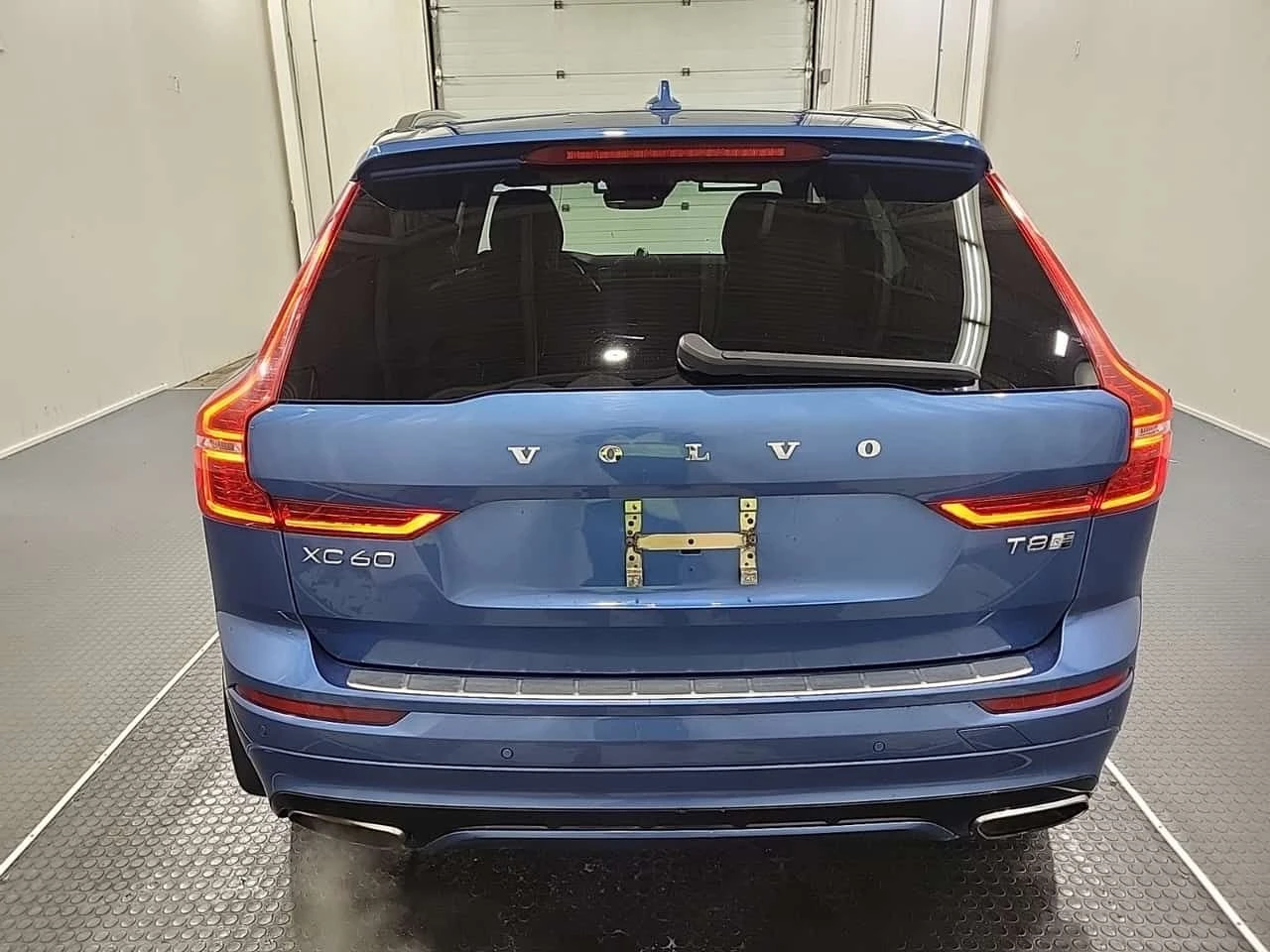 Volvo XC60 * R DESIGN * CARFAX * Без инциденти * , снимка 4 - Автомобили и джипове - 54121511