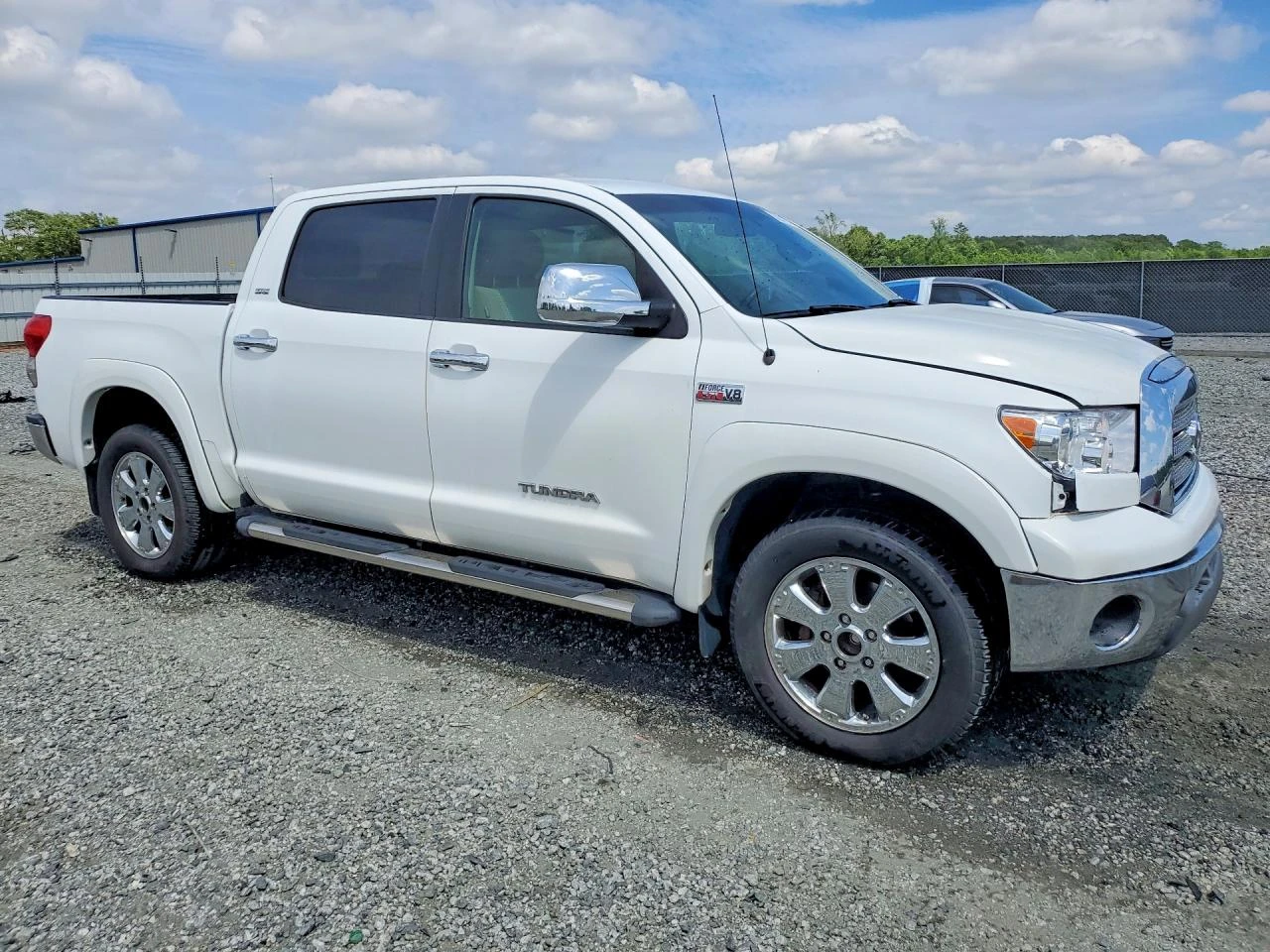 Toyota Tundra 5.7l Sr5, снимка 4 - Автомобили и джипове - 54883537