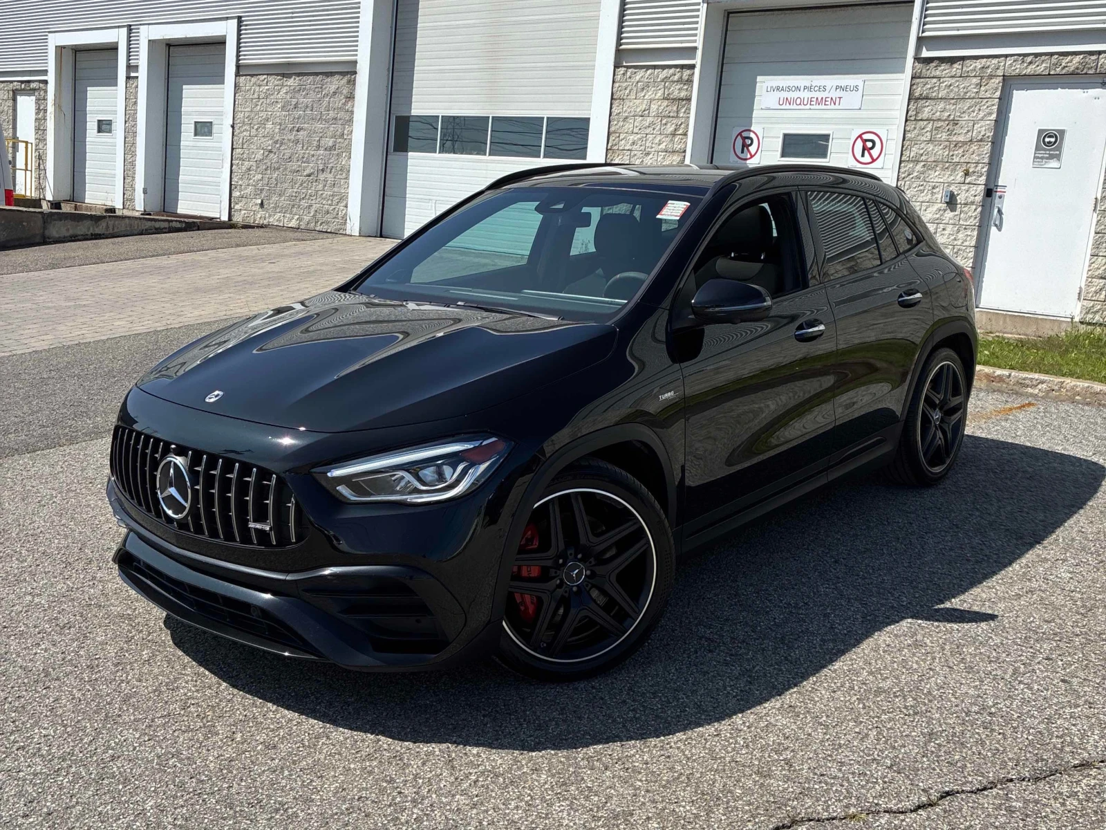 Mercedes-Benz GLA 45 AMG * АВТОКРЕДИТ БЕЗ ПЪРВОНАЧАЛНА ВНОСКА* , снимка 16 - Автомобили и джипове - 56065752